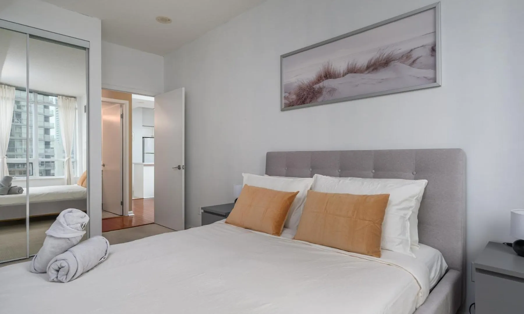 Fort York Suites Toronto